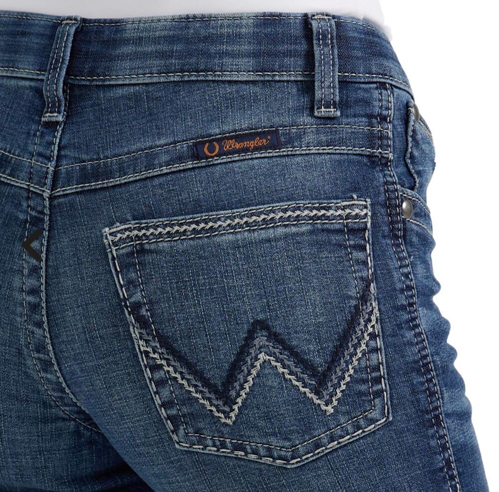 Wrangler Mid Rise Willow Ultimate Riding Bootcut Stretch Blue Size‎ 11x32 NWOT